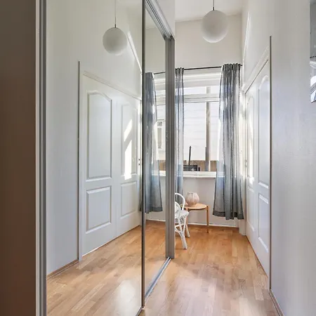 Central And Cosy Apartment In Tromso * ترومسو